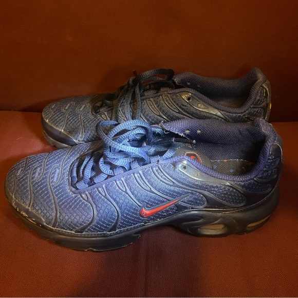 Nike Air Max Plus Size 5.5Y - Picture 8 of 14